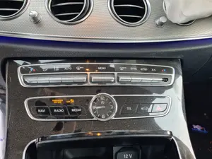 Foto de MANDO CLIMATIZADOR MERCEDES-BENZ CLASE E (BM 213) BERLINA