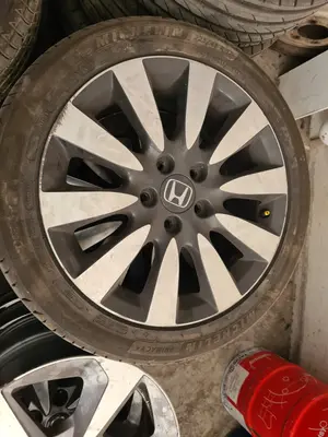 Foto de JUEGO LLANTAS HONDA CIVIC TOURER (FK)