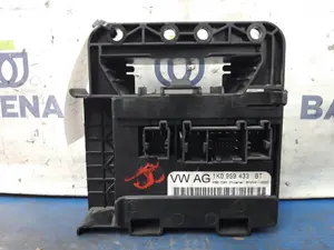Foto de MODULO CONFORT SEAT LEON (1P1) referencia 1K0959433BT