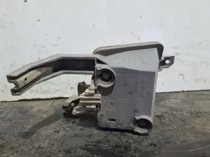 Foto de FARO ANTINIEBLA IZQUIERDO OPEL VECTRA B BERLINA referencia 90585029 foto 4