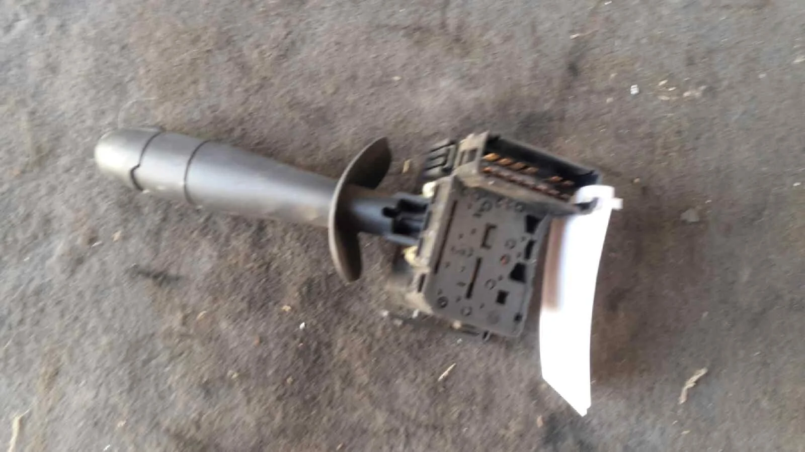 Foto de MANDO LIMPIA SIN MARCA SIN MODELO referencia 91167048C