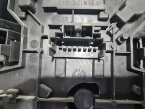 Foto de PILOTO TRASERO DERECHO RENAULT MEGANE I BERL./ BERL. CON PORTÓN (BA0) referencia 7700828138 foto 3