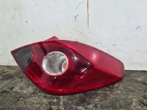Foto de PILOTO TRASERO DERECHO OPEL CORSA D referencia 084421953R