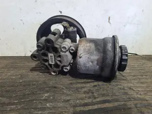 Foto de BOMBA DIRECCION TOYOTA COROLLA VERSO (R1) referencia U12 foto 2