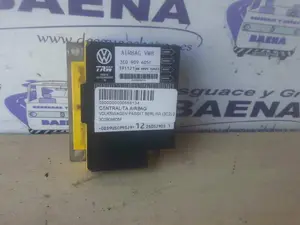 Foto de CENTRALITA AIRBAG VOLKSWAGEN PASSAT BERLINA (3C2) referencia 3C0909605F