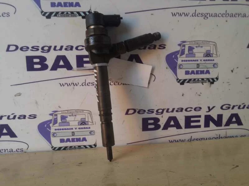 Foto de INYECTOR OPEL ASTRA H CARAVAN referencia 0445110175