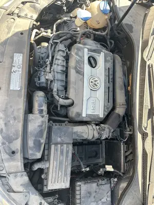Foto de MOTOR COMPLETO VOLKSWAGEN GOLF VI (5K1)(10.2008)