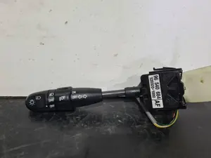 Foto de MANDO LUCES CHEVROLET AVEO BERLINA referencia 96540684