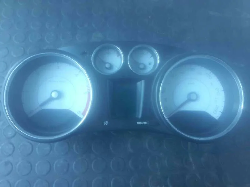 Foto de CUADRO INSTRUMENTOS PEUGEOT 308 SW referencia 9666651480