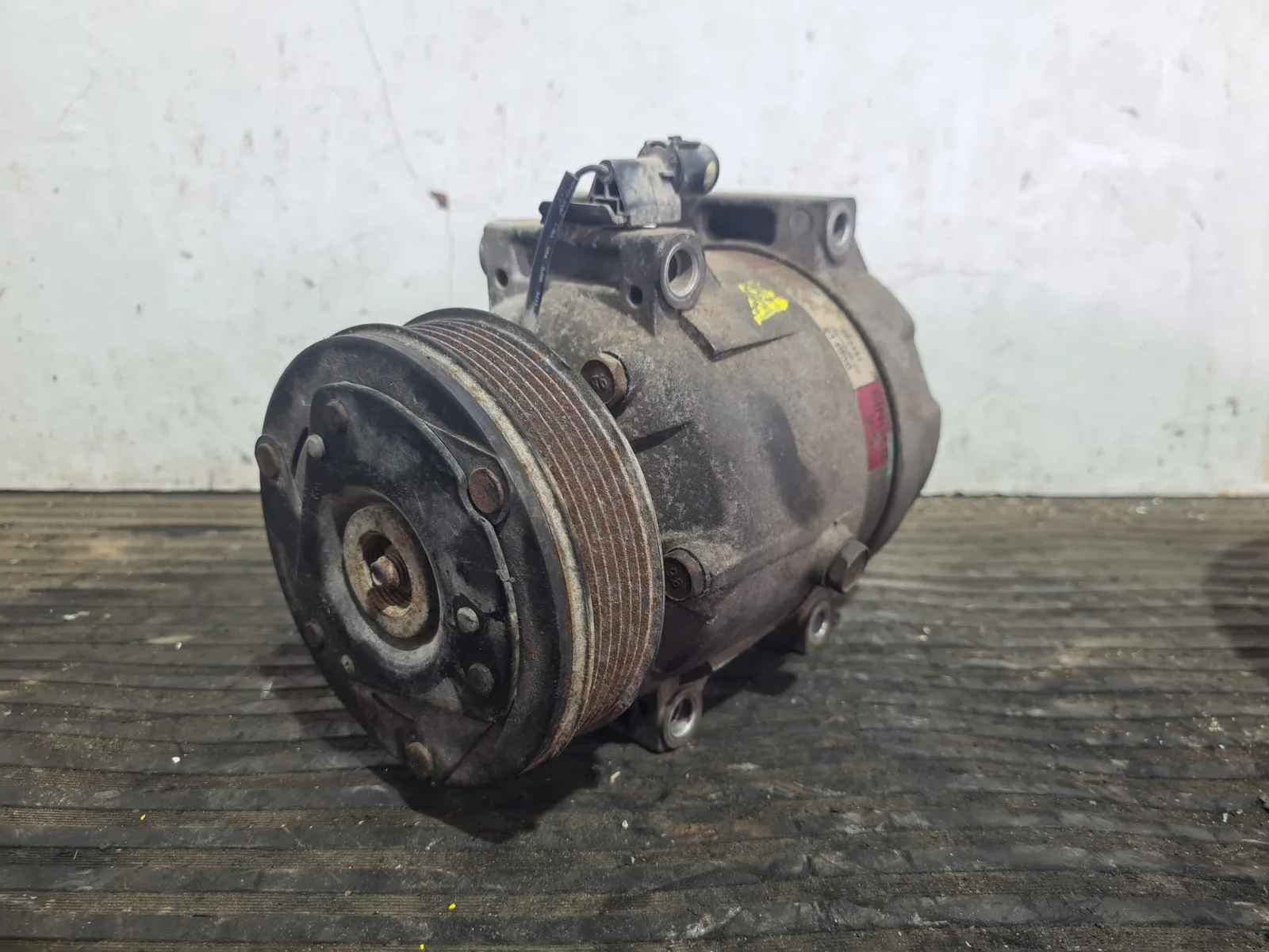 Foto de COMPRESOR AIRE ACONDICIONADO SSANGYONG REXTON referencia 6611304915