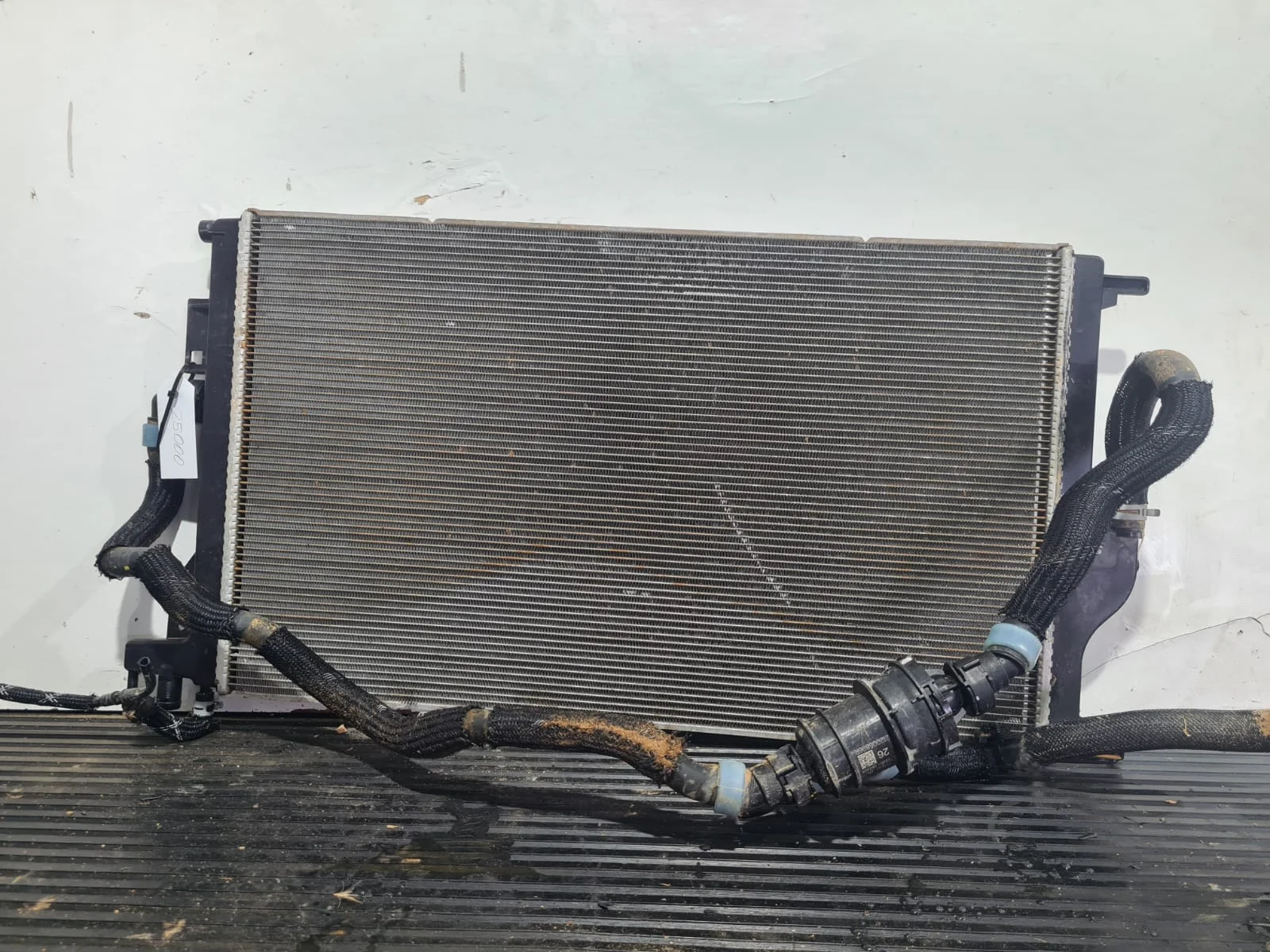 Foto de RADIADOR AGUA RENAULT EXPRESS referencia 212006896R
