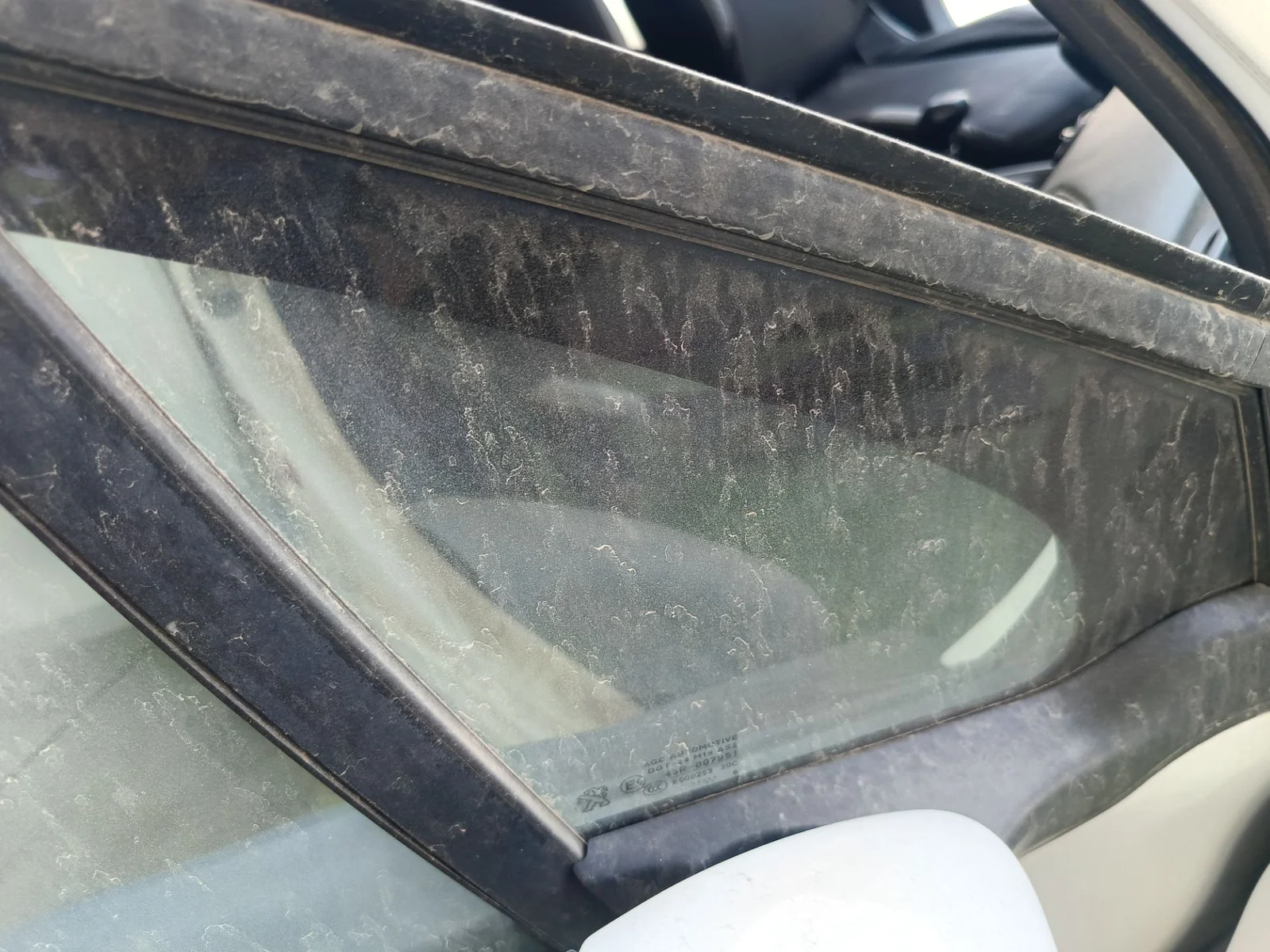 Foto de LUNA CUSTODIA DELANTERA DERECHA PEUGEOT 208