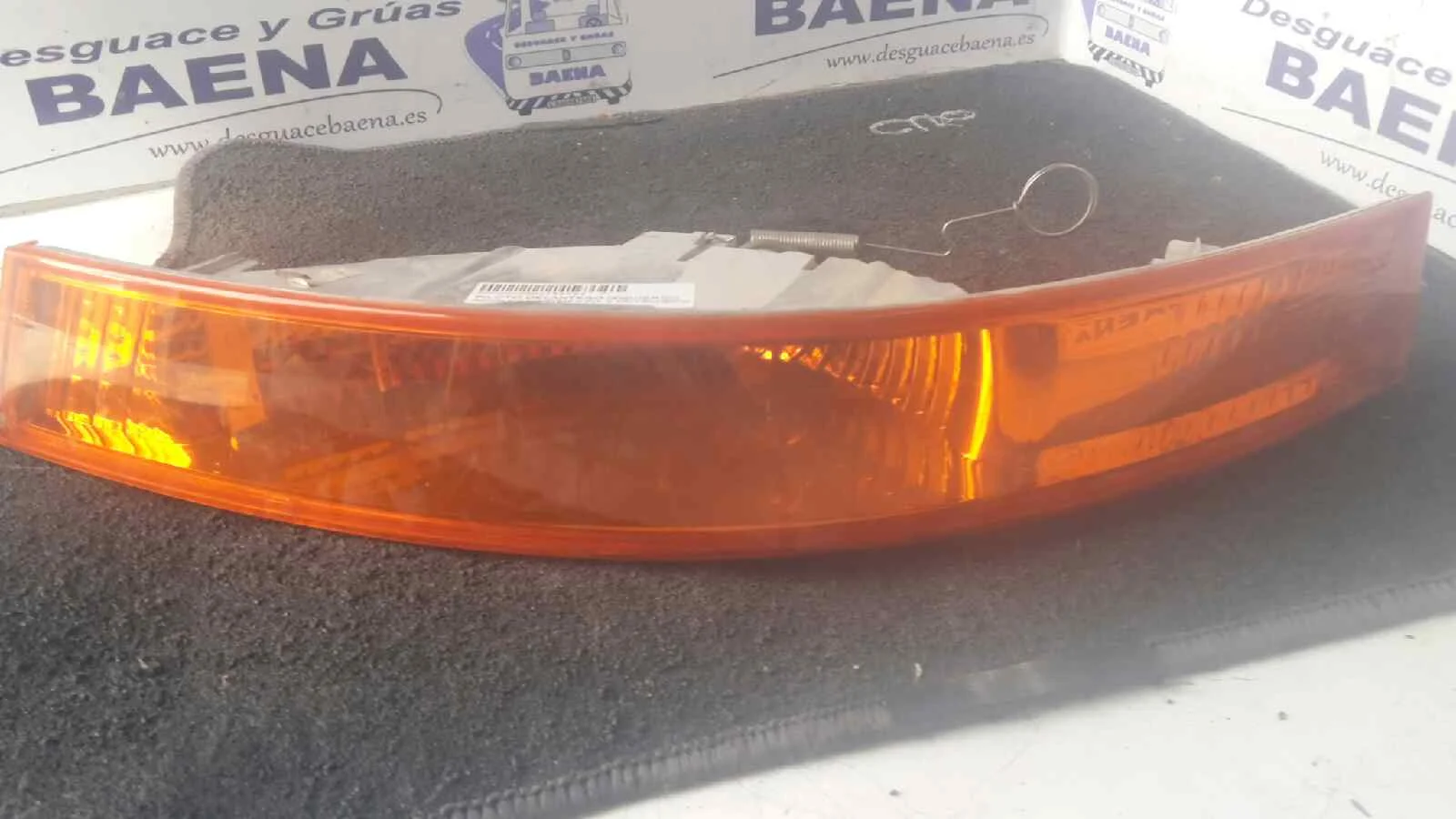 Foto de PILOTO DELANTERO IZQUIERDO SIN MARCA SIN MODELO referencia 8200163914