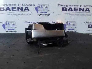 Foto de MANETA INTERIOR DELANTERA IZQUIERDA SIN MARCA SIN MODELO referencia 3M51R22601
