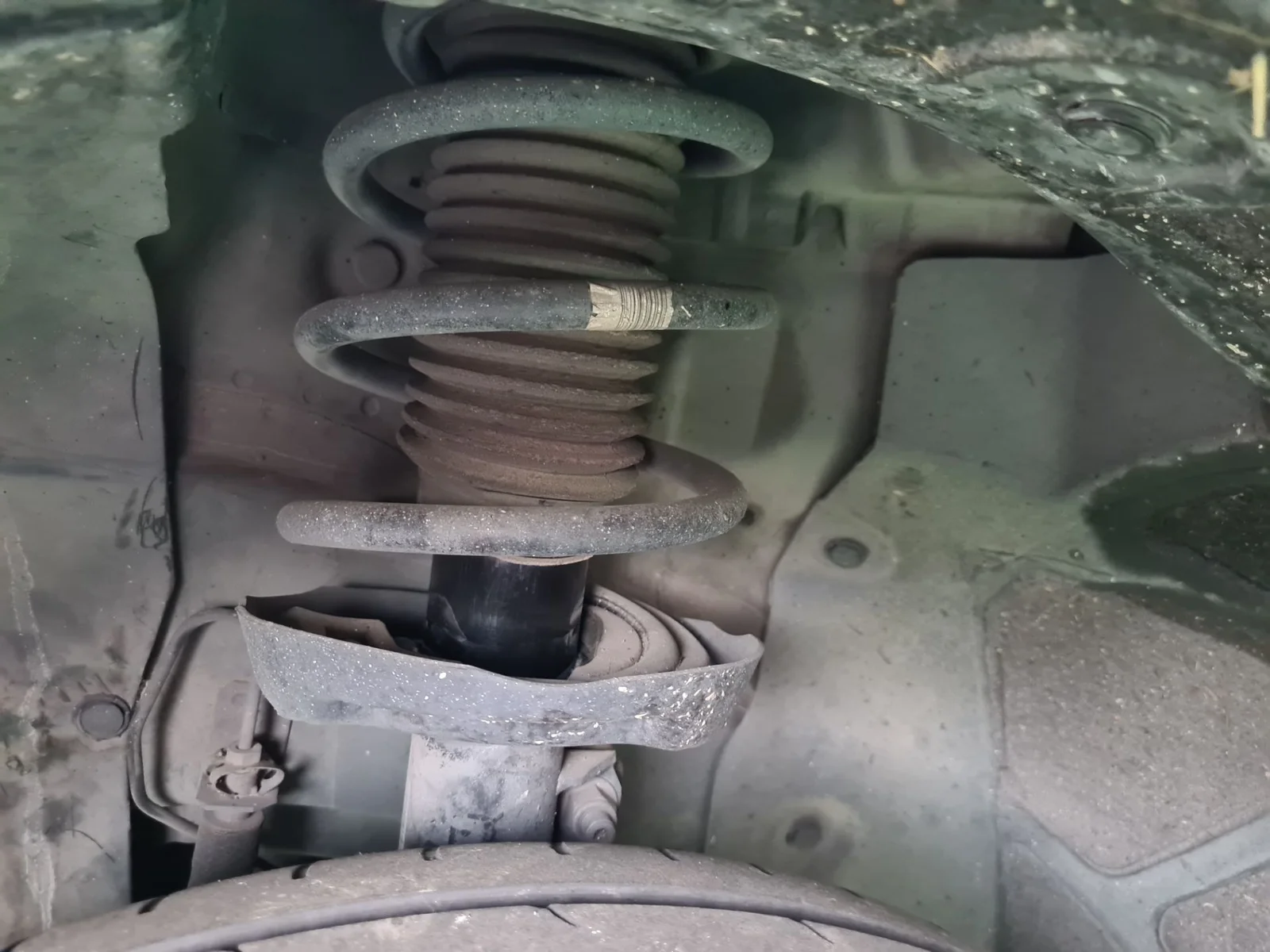 Foto de AMORTIGUADOR DELANTERO IZQUIERDO OPEL INSIGNIA BERLINA