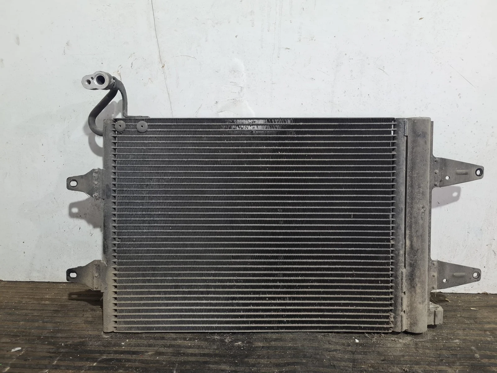 Foto de CONDENSADOR / RADIADOR AIRE ACONDICIONADO SEAT IBIZA (6L1) referencia 10404260308