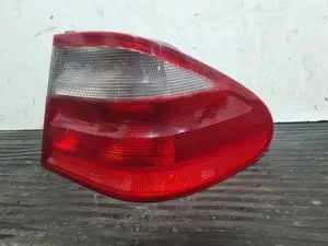 Foto de PILOTO TRASERO DERECHO MERCEDES-BENZ CLK (BM 208) COUPE referencia 2088200264 foto 3