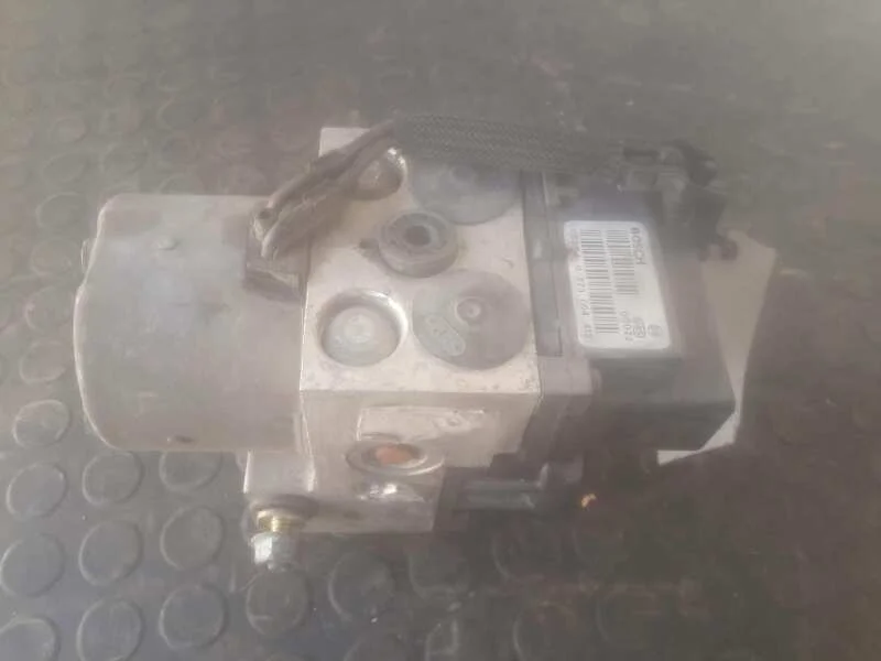 Foto de ABS PEUGEOT 306 3/5 PT. / 4 PT. (S2) referencia 9636084580