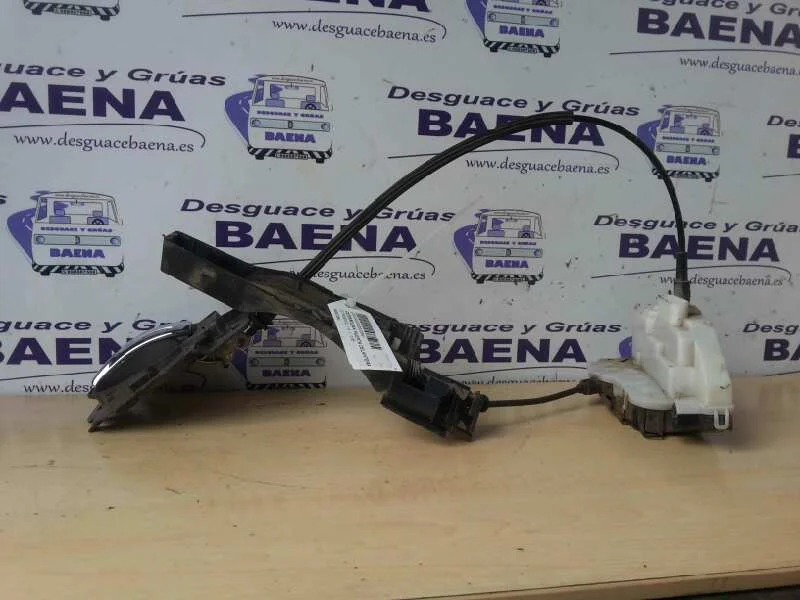 Foto de CERRADURA PUERTA DELANTERA IZQUIERDA CITROEN C3 referencia 46982980
