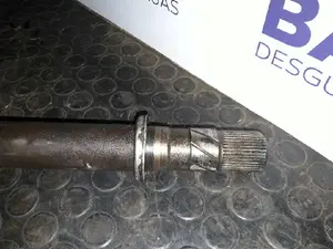 Foto de TRANSMISION DELANTERA DERECHA SIN MARCA SIN MODELO referencia 8200436366 foto 4