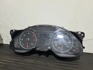 Foto de CUADRO INSTRUMENTOS AUDI A4 BERLINA (8K2) referencia 8K0920931J