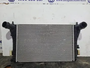 Foto de INTERCOOLER VOLKSWAGEN SHARAN (7N1) referencia 3C0145805AM
