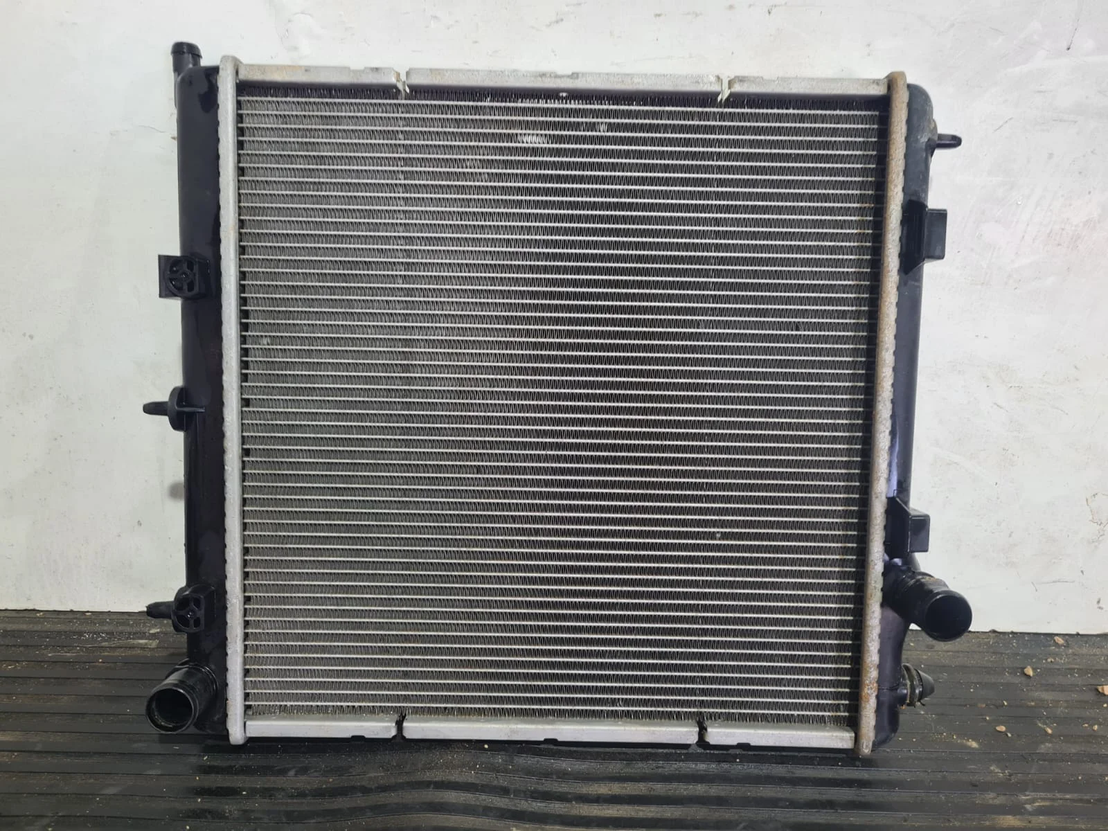 Foto de RADIADOR AGUA PEUGEOT 208 referencia 9684522780