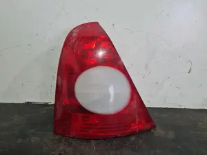 Foto de PILOTO TRASERO IZQUIERDO RENAULT CLIO II FASE II (B/CB0) referencia 89023922