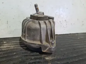Foto de SOPORTE MOTOR BMW SERIE 1 BERLINA (E81/E87) referencia 13981112