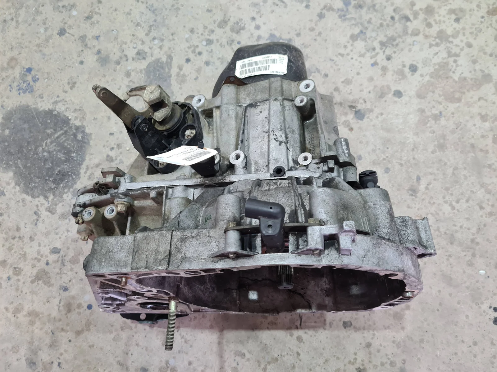 Foto de CAJA CAMBIOS NISSAN ALMERA (N16/E) referencia JR5106