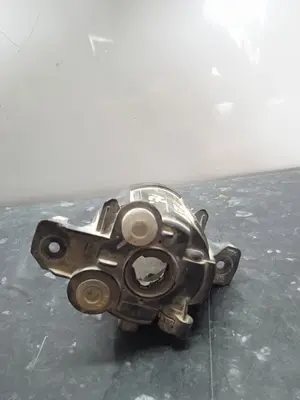 Foto de FARO ANTINIEBLA IZQUIERDO RENAULT CLIO II FASE I (B/CB0) referencia 66986410 foto 2