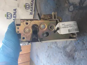 Foto de CERRADURA PUERTA TRASERA IZQUIERDA KIA SPORTAGE referencia 93BG220A02DD foto 3