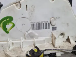 Foto de CERRADURA PUERTA TRASERA DERECHA SEAT IBIZA ST (6J8) referencia 6J0839016C foto 6