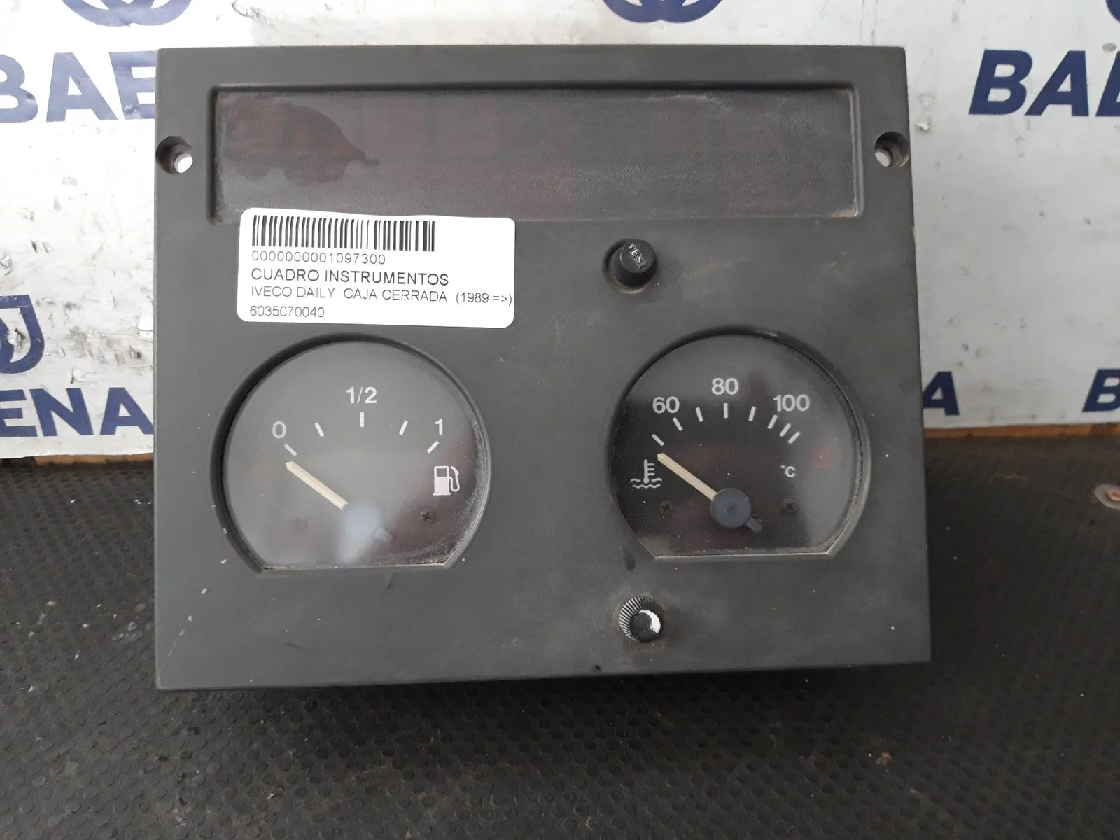 Foto de CUADRO INSTRUMENTOS SIN MARCA SIN MODELO referencia 6035070040
