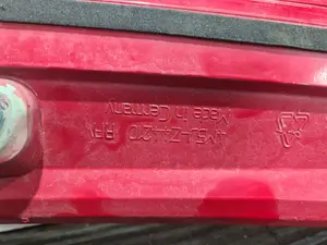 Foto de ALERON TRASERO FORD FOCUS BERLINA (CAP) referencia 4M5JZ44210AA foto 7