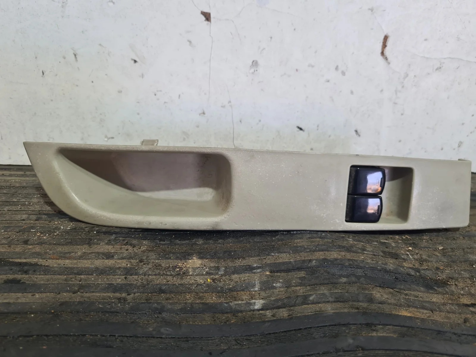 Foto de MANDO ELEVALUNAS DELANTERO IZQUIERDO NISSAN MICRA (K12E)