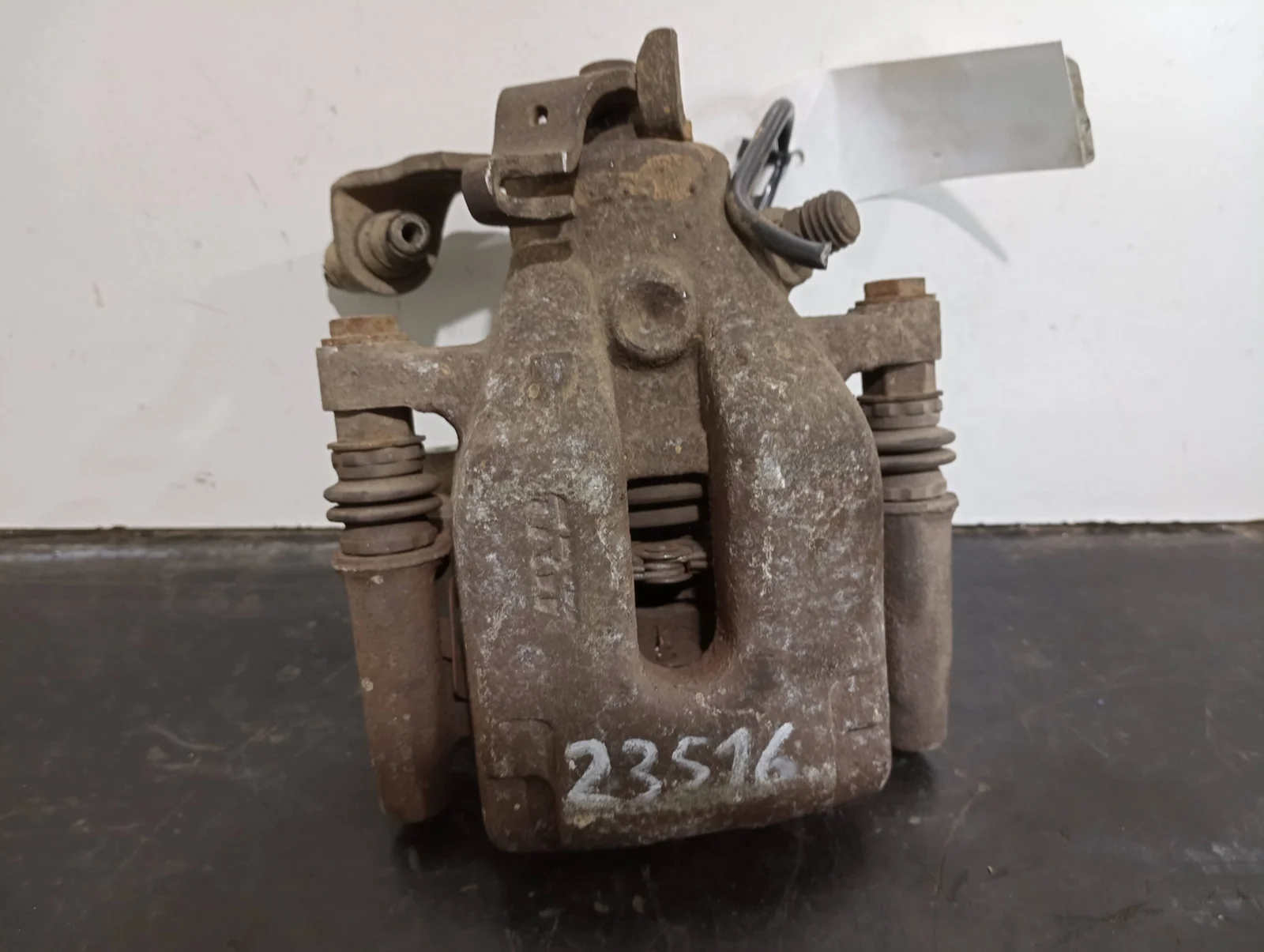 Foto de PINZA DE FRENO TRASERA DERECHA PEUGEOT 307 (S1)(04.2001)