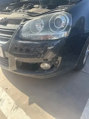 Foto de DEFENSA DELANTERA VOLKSWAGEN GOLF V (1K1)(10.2003)