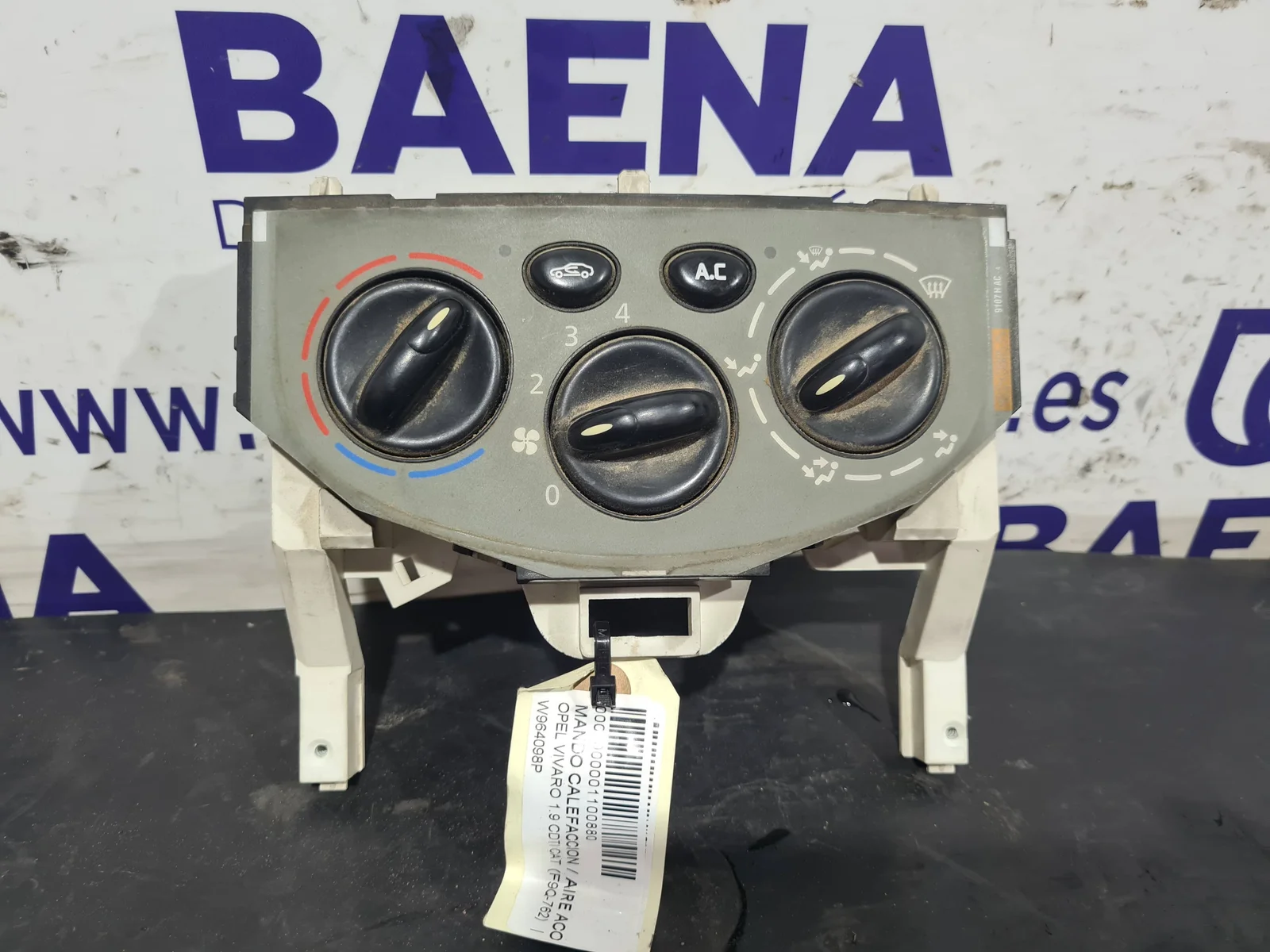 Foto de MANDO CALEFACCION / AIRE ACONDICIONADO SIN MARCA SIN MODELO referencia W964098P