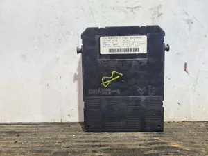 Foto de CAJA RELES / FUSIBLES PEUGEOT 307 (S1)(04.2001) referencia 9644098080 foto 2