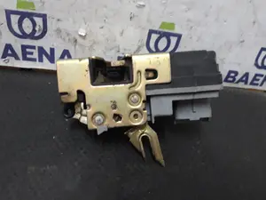 Foto de CERRADURA PUERTA DELANTERA IZQUIERDA CITROEN XSARA BERLINA foto 2