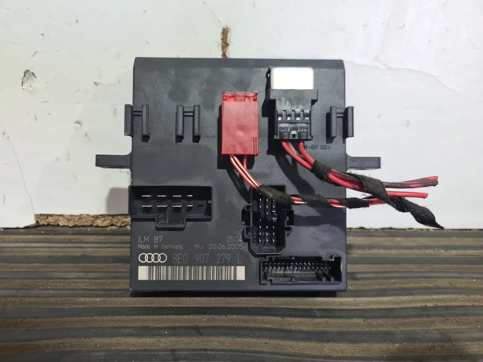 Foto de MODULO ELECTRONICO AUDI A4 BERLINA (8E) referencia 8E0907279L