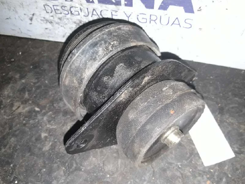 Foto de SOPORTE MOTOR DERECHO SIN MARCA SIN MODELO referencia 1HC199611
