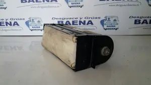 Foto de AIRBAG DELANTERO DERECHO VOLKSWAGEN PASSAT BERLINA (3B2) referencia 3B0880204 foto 2