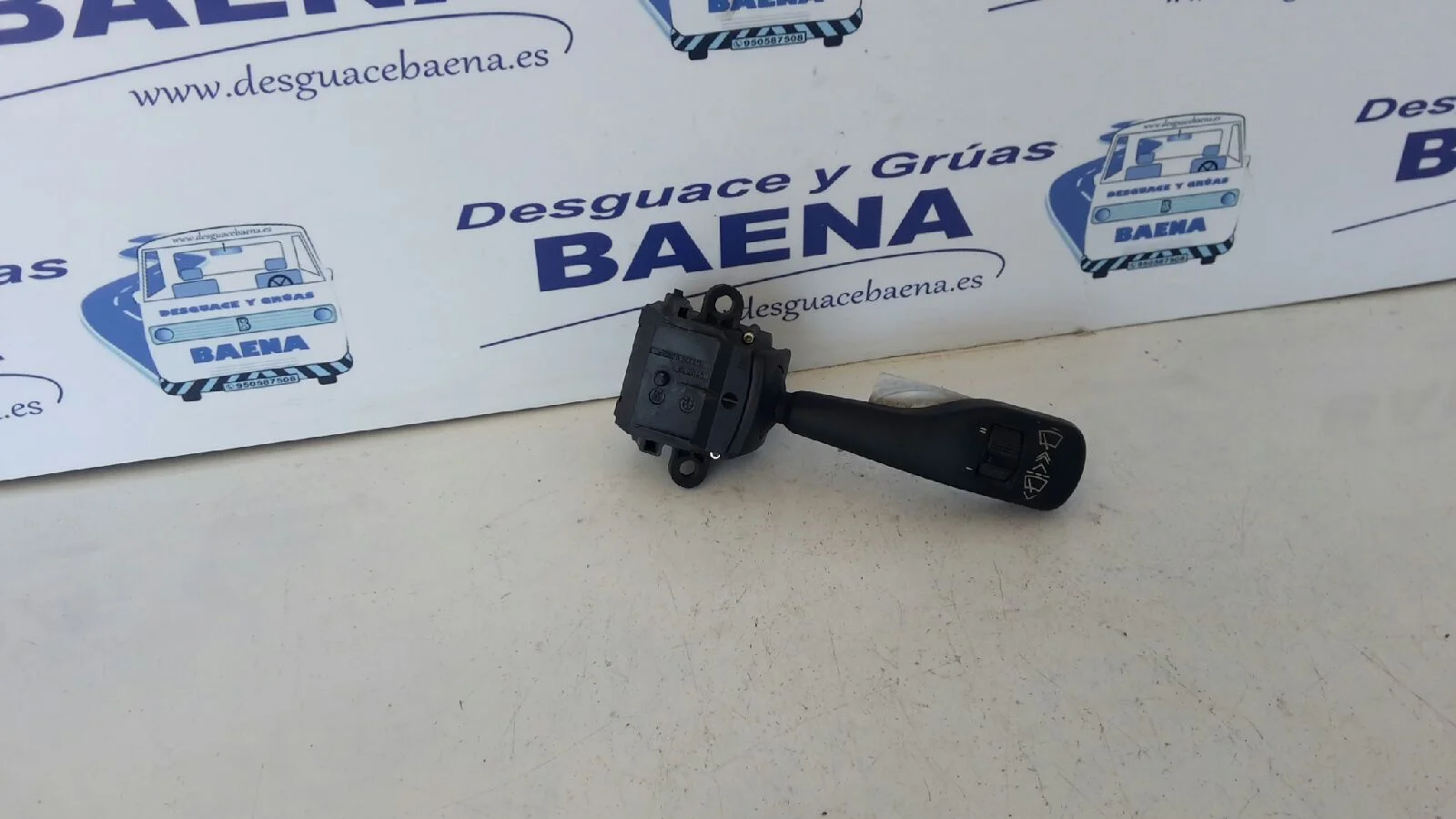 Foto de MANDO LIMPIA SIN MARCA SIN MODELO referencia 8363664