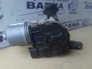 Foto de MOTOR LIMPIA DELANTERO SIN MARCA SIN MODELO referencia 9811284680 foto 2