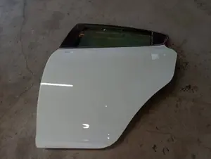 Foto de PUERTA TRASERA IZQUIERDA ALFA ROMEO GIULIETTA (191)