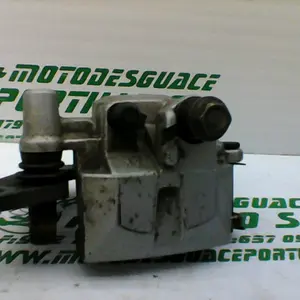Foto de Pinza de freno delantera Yamaha YBR 125 i referencia 118-19-19491 foto 11