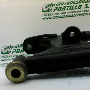 Foto de Basculante Yamaha YBR 125 i referencia 171-21-30511 foto 2