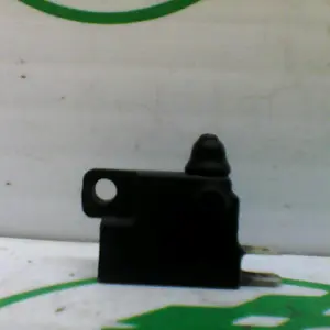 Foto de Sensor de freno trasero Kymco super dink 300 i referencia 113-23-43440 foto 3